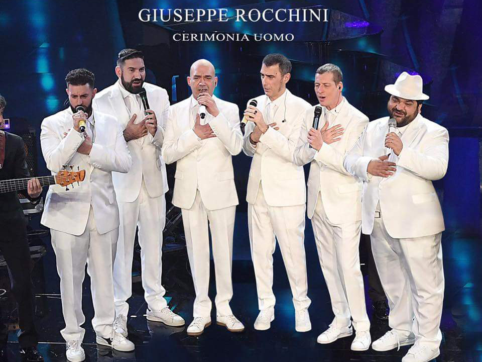 Gli abiti di Rocchini Cerimonia sono arrivati sul palco del Teatro Ariston a Sanremo con i Neri Per Caso